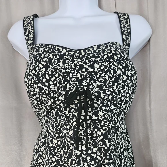 NWOT Karin Stevens black & white smocked fit & flare A-line dress Womens 16 - Picture 8 of 8